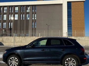 Авто Audi Q5 2015 № 8854221