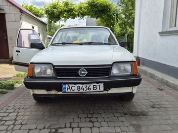 Авто Opel Ascona 1983 № 8854439