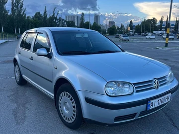 Авто Volkswagen Golf 2002 № 8854491
