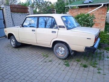 Авто ВАЗ 2105 1986 № 8854530