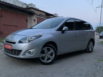 Авто Renault Grand Scenic 2010 № 8854536