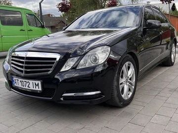 Авто Mercedes 220 2011 № 8854563