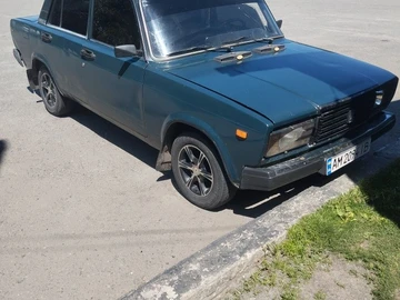 Авто ВАЗ 2107 2003 № 8854621