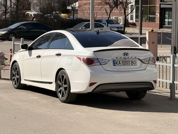 Авто Hyundai Sonata 2013 № 8854648