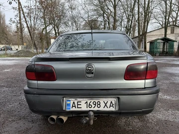 Авто Opel Omega 1995 № 8854681