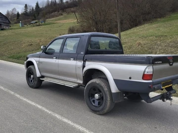 Авто Mitsubishi L 200 2004 № 8854742