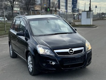 Авто Opel Zafira 2005 № 8854847