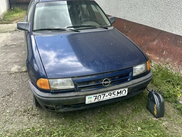 Авто Opel Corsa 1994 № 8854981