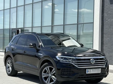 Авто Volkswagen Touareg 2019 № 8855034