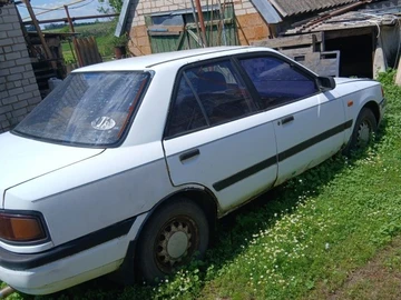 Авто Mazda 3 1993 № 8855149
