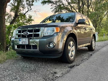 Авто Ford Escape 2012 № 8855190