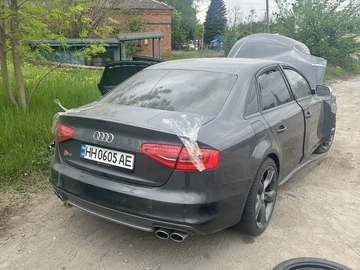 Авто Audi S4 2013 № 8855211