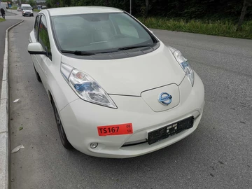 Авто Nissan Leaf 2017 № 8855403