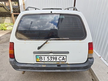 Авто Opel Kadett 1988 № 8855565