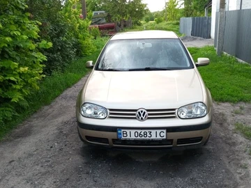 Авто Volkswagen Golf 2000 № 8855679
