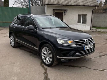 Авто Volkswagen Touareg 2015 № 8855990