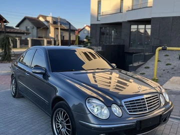 Авто Mercedes 220 2005 № 8856053