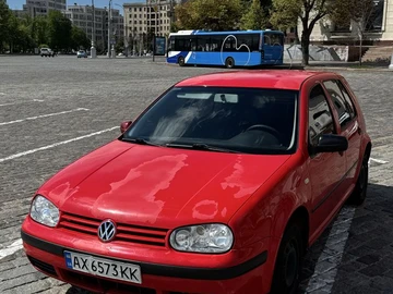 Авто Volkswagen Golf 1999 № 8856069