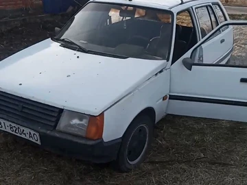 Авто ЗАЗ 1102 1992 № 8856150