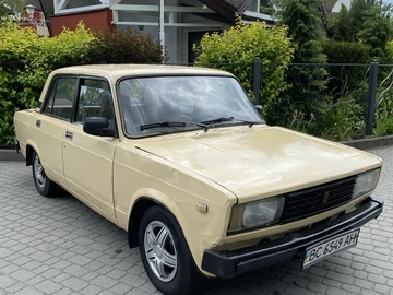 Авто ВАЗ 2105 1984 № 8856185