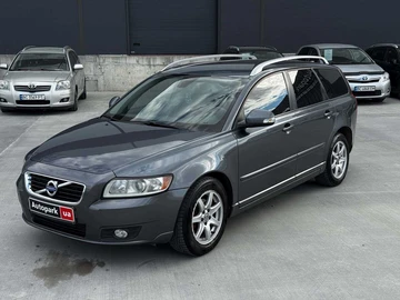 Авто Volvo V50 2011 № 8856165