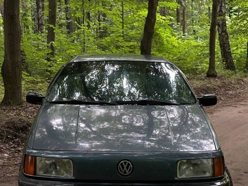 Авто Volkswagen Passat Sedan 1989 № 8856289