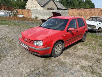 Авто Volkswagen Golf 1999 № 8856365