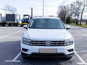 Авто Volkswagen Tiguan 2019 № 8856491