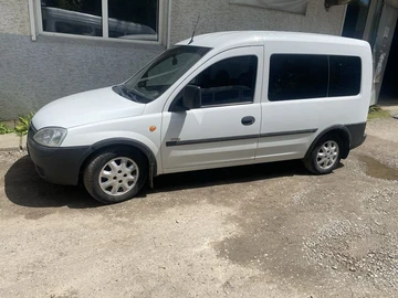 Авто Opel Campo 2002 № 8856513