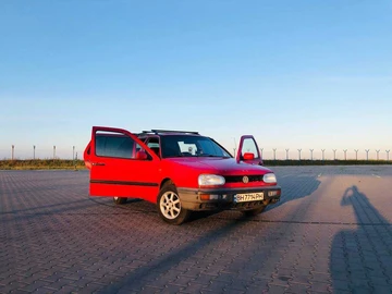 Авто Volkswagen Golf 1995 № 8856620