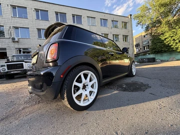 Авто MINI Cooper S 2008 № 8856712