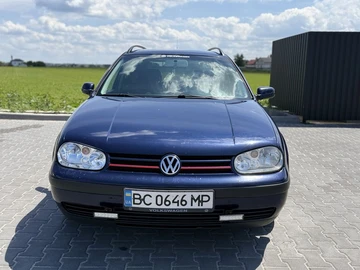Авто Volkswagen Golf 2000 № 8856752