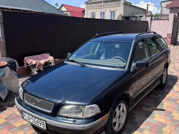 Авто Volvo V40 Kombi 1997 № 8856891