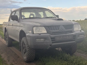 Авто Mitsubishi L 200 2005 № 8856983