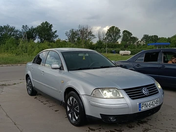 Авто Volkswagen Passat Sedan 2001 № 8857436