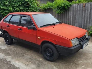 Авто ВАЗ 2109 1993 № 8857489