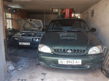 Авто KIA Carnival 2003 № 8857596