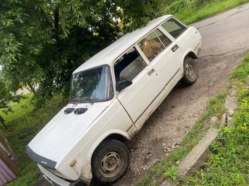 Авто ВАЗ 2104 2004 № 8857604
