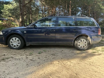 Авто Volkswagen Passat Sedan 2003 № 8857951