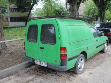 Авто Ford Escort 1999 № 8858000