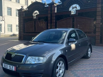 Авто Skoda Superb 2005 № 8858154