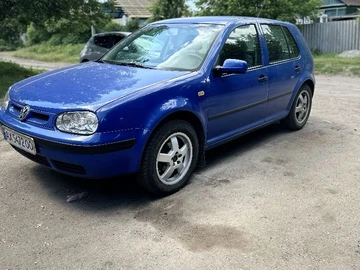 Авто Volkswagen Golf 2002 № 8858334