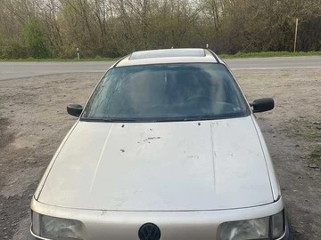 Авто Volkswagen Passat Cc 1990 № 8858347