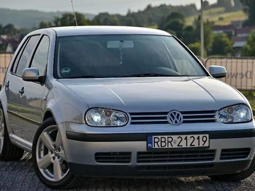 Авто Volkswagen Golf 2005 № 8858397