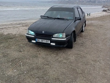 Авто Opel Kadett 1986 № 8858415
