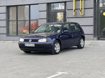 Авто Volkswagen Golf 2000 № 8858708