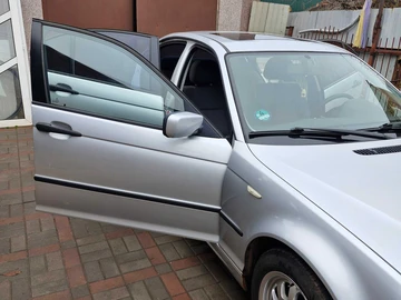 Авто BMW 3 Серия 2004 № 8858810