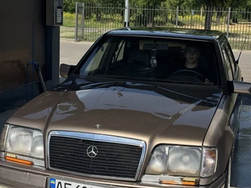 Авто Mercedes W124 1990 № 8858830