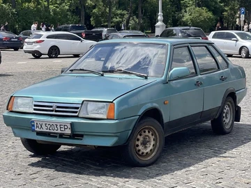 Авто ВАЗ 21099 2000 № 8859045