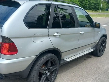 Авто BMW X5 2001 № 8859060